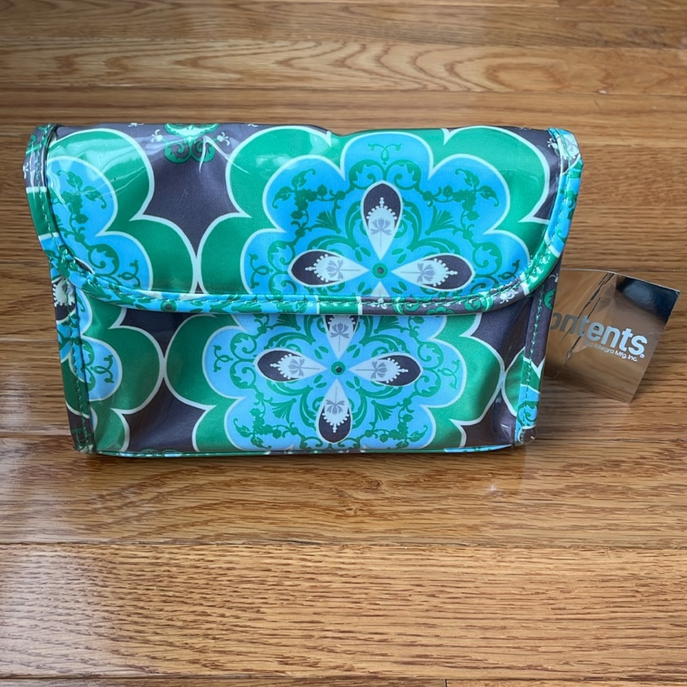 Contents (Conair) Foldover Clutch Makeup Bag